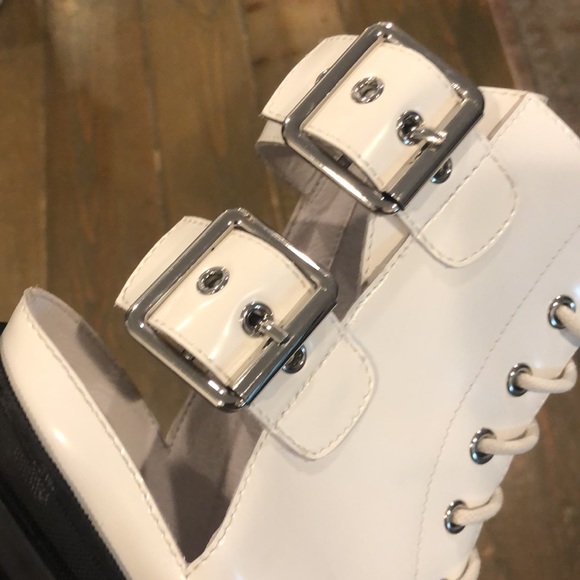 NWT Jeffrey Campbell TANK-GRL LO LUG BOTTOM BOOT - Picture 5 of 7